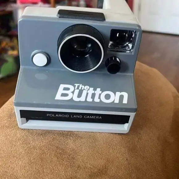 Vintage Polaroid The Button Instant Land Camera not tested