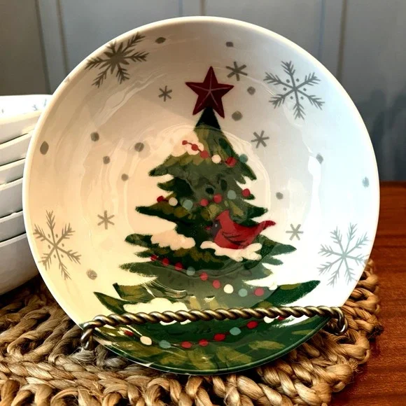 Wondershop at Target Christmas Tree Cardinal Cereal Bowls – Set of 7 – 7
