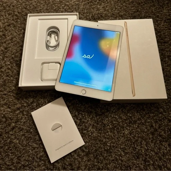 iPad Mini 4th generation 128 GB Wi-Fi only