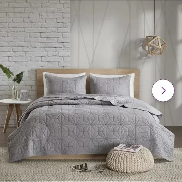 Urban Habitat Mason Coverlet Quilt 3 Piece Set Full/Queen Pillow Shams