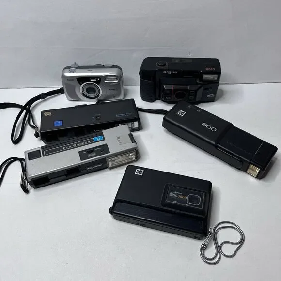 Lot of 6 Vintage Cameras Argus Kodak & Others – Untested AS-IS