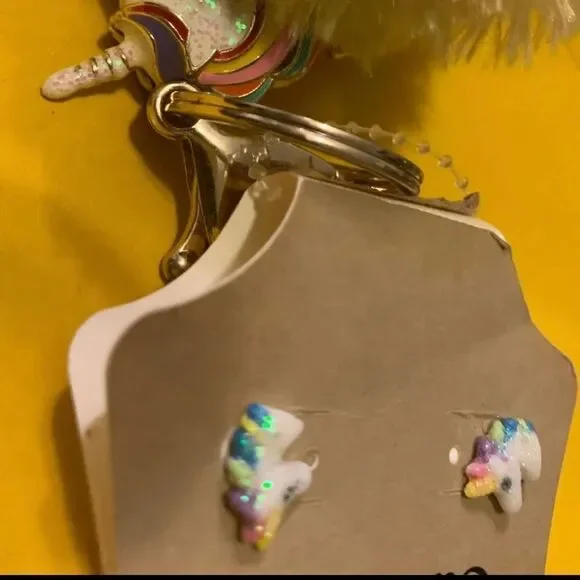 Carole Inc Unicorn Shaped Keyring Keychain & Earring set