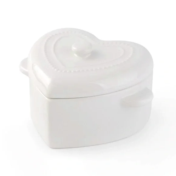 Target Bullseye Playground Valentine’s Day Ceramic White Heart Shaped Dutch Oven