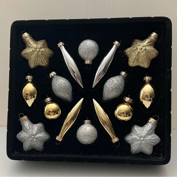 Set a 16 2012 Target gold, white silver glass ornaments with glitter