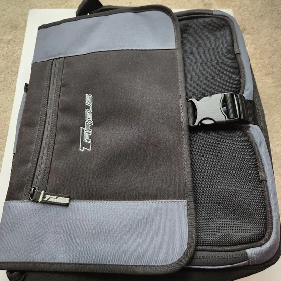 Targus Laptop Messenger Shoulder Bag Black Gray Blue