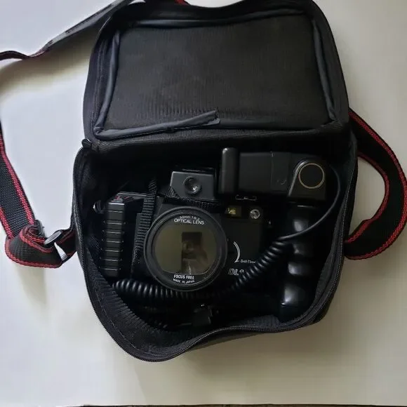 Vintage Cannon DL 1000 Film Camera