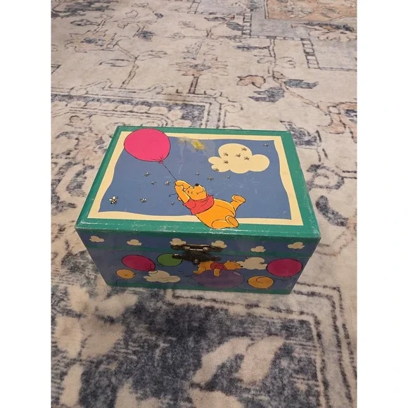 Vintage Disney Winnie‎ the Pooh Kreisler Musical Trinket Jewelry Box