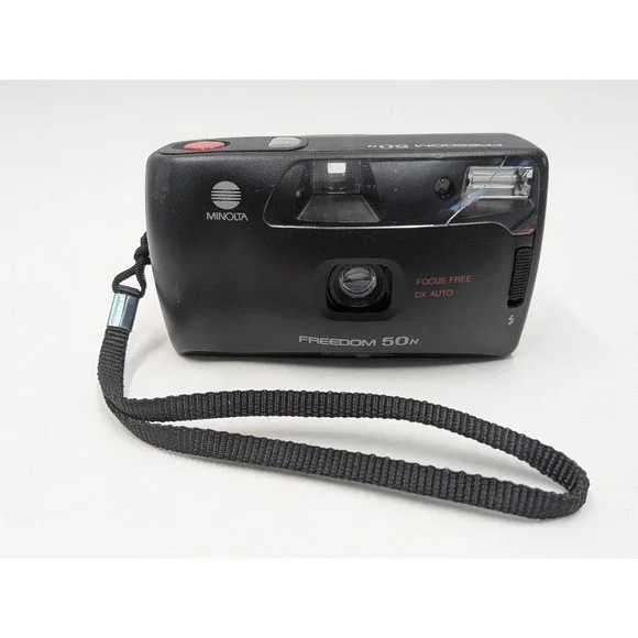 Minolta Freedom 50N Focus Free DX Auto 35mm Film Camera with Strap