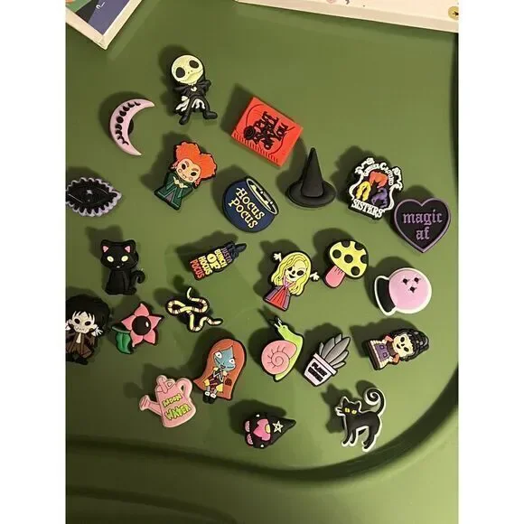 24 Pc Hocus Pocus Collection SHOE Charms Shoe Access. Halloween Black Cat More‎