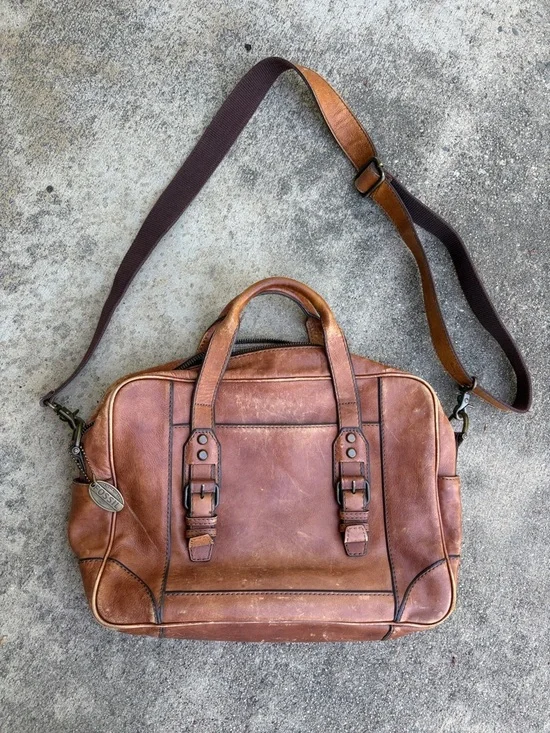 Fossil vintage cognac strap vintage largeLeather Messenger Briefcase - Brown