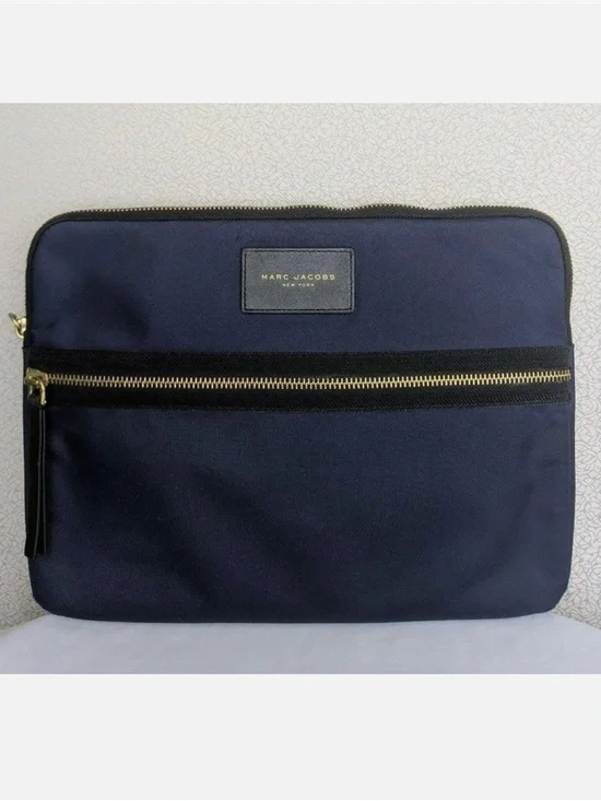 MARC JACOBS Nylon Laptop Sleeve Bag Pouch Navy Blue.