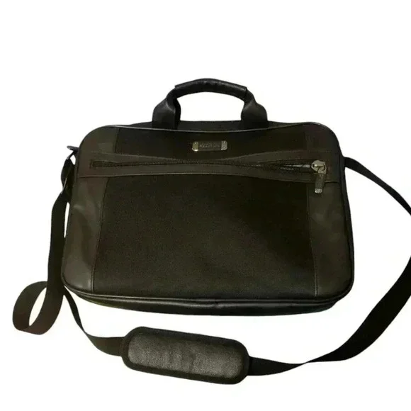 VINTAGE Kenneth Cole Reaction Laptop Bag Briefcase Messenger Genuine Leather BLK