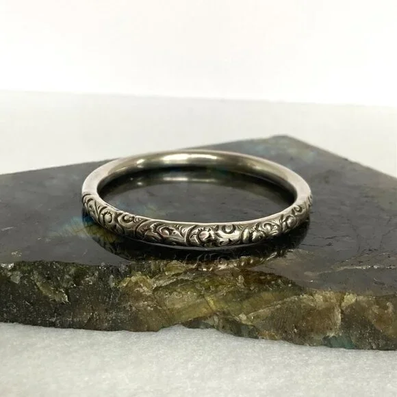 VTG Childrens Youth Sterling Silver 925 Y&S Round Repousse Bangle Bracelet Sz 6