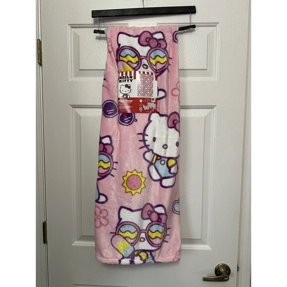 Hello Kitty Summer Ice Cream Sunglasses Sun 50x70 Pink Plush Throw BRAND NEW