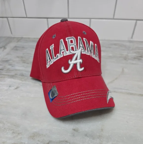 Alabama Crimson Tide Adjustable Baseball Hat Red Embroidered Logo NWOT