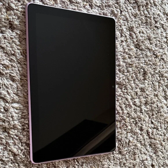 Amazon Fire HD 10 11th Gen Tablet with Accessories