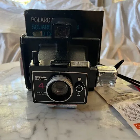 Vintage Polaroid Square Shooter 4 Instant Film Land Camera W/box And Papers
