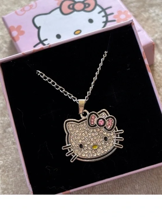 Hello Kitty Silver Tone Chain Cubic Zirconia Crystal Pendant Necklace with Box