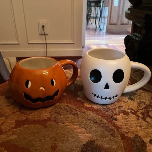 Target Halloween coffee mugs