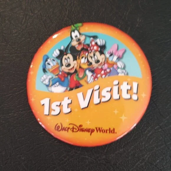 Walt Disney World 1st Visit Button Pin Mickey Minnie Daisy Goofy Donald