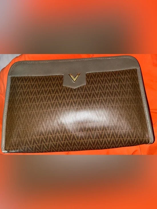 Mario Valentino Vintage Clutch EUC