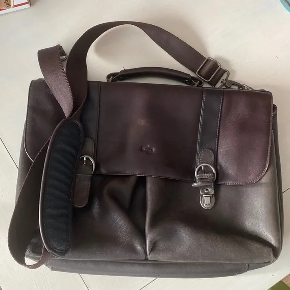 Cj solo leather laptop case carry on