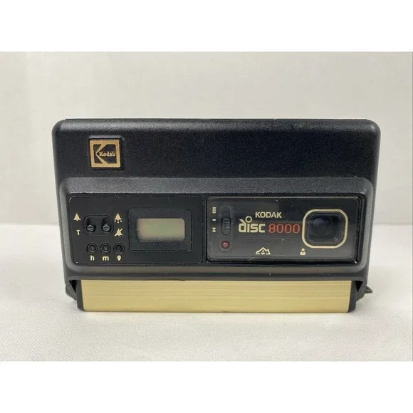 Vintage Kodak Disc 8000 Camera Point & Shoot Powers On Made In USA - Untested