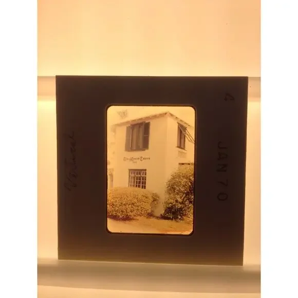 Vintage 1970 Tom Moores Tavern Bermuda Tropical Building Photograph Color Slide