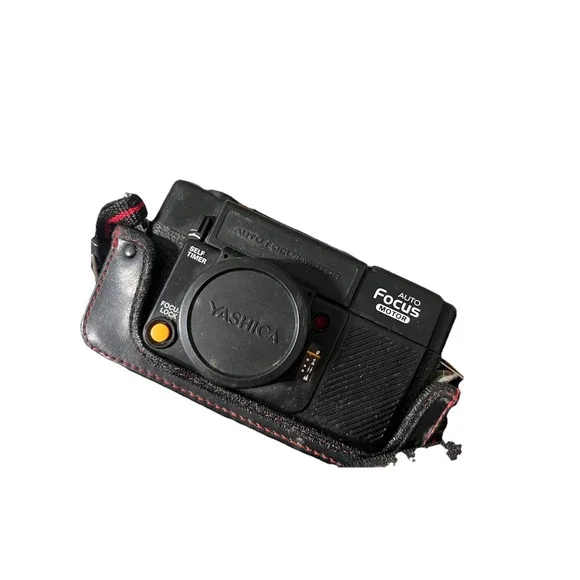 Yashica Auto Focus Motor-D Point & Shoot 35mm Film Camera‎ Japan 4969
