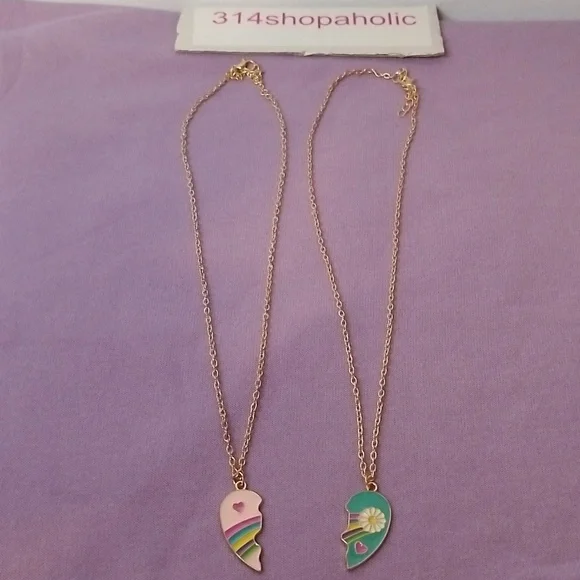 Gold Heart Pendant Necklaces