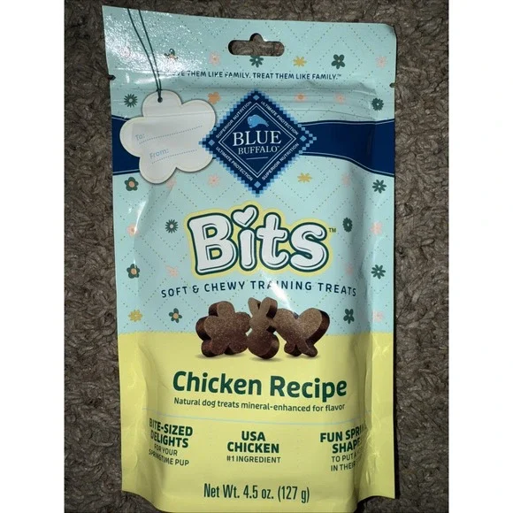 Blue Buffalo Bits Spring Seasonal Chicken Flavor Training Dog Treats -‎ 4.5oz