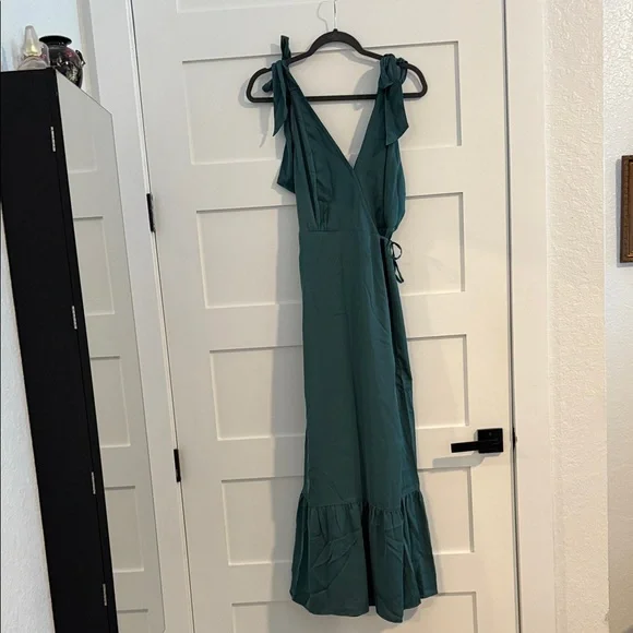 Abercrombie & Fitch Teal Maxi Dress