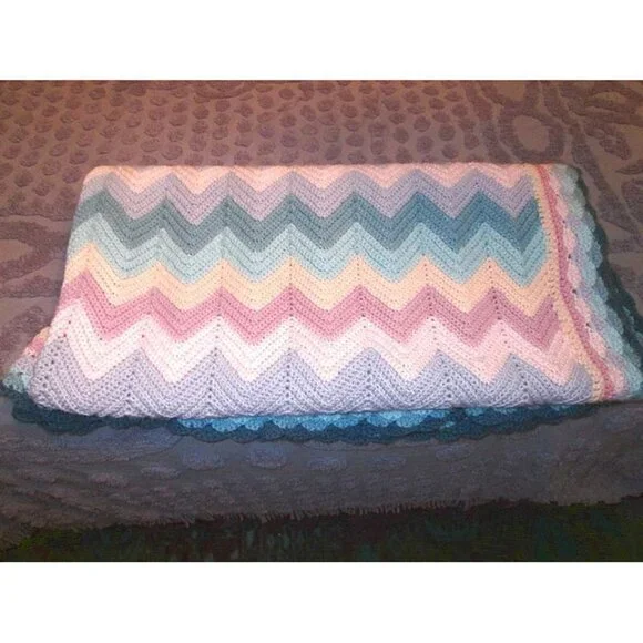 Vtg 90s Hand Crochet Afghan Throw Blanket Couch Throw Colorful Chevron Boho 59”