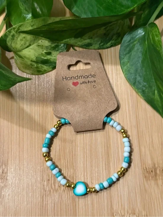 💖✨ Heart Stretchy Beaded Bracelet | Handmade | Clay Heart Charm 💖
