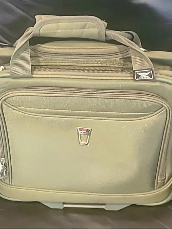 Olive Green Laptop Briefcase with Front Organizer Pocket - Unbranded