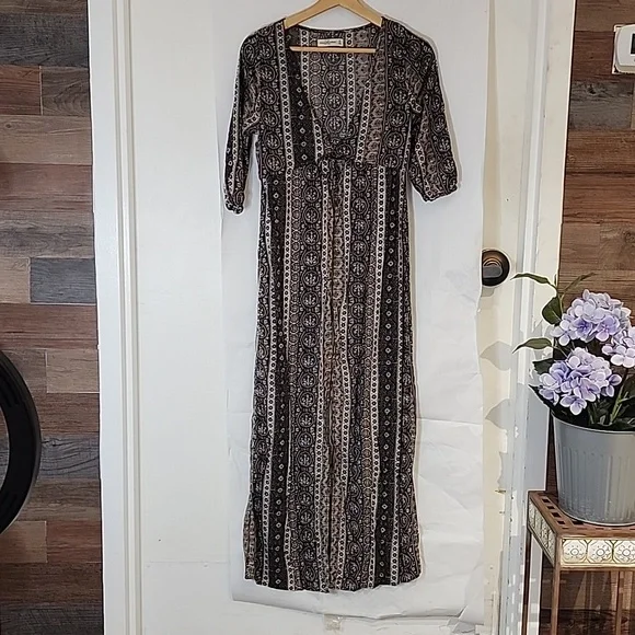 Abercombrie & Fitch Brown,‎ Black, and Cream Maxi Dress size XS