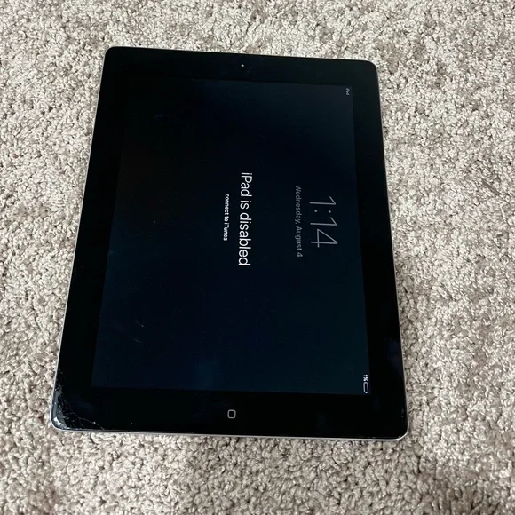 iPad 2 16gb AS IS for parts