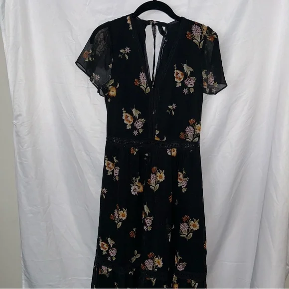 Abercrombie & Fitch Dress Flowy Floral Maxi Dress Open Tie Back V-Neck