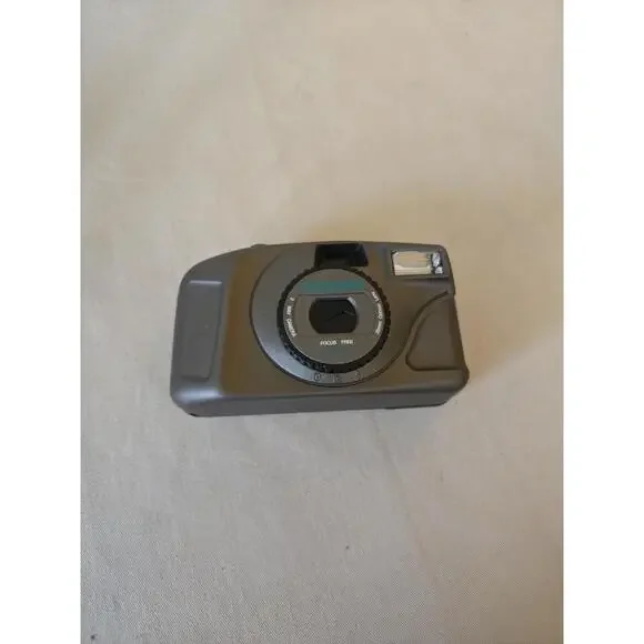 Lifestyle Solutions 35mm Panorama Camera with Flash. UNTESTED***