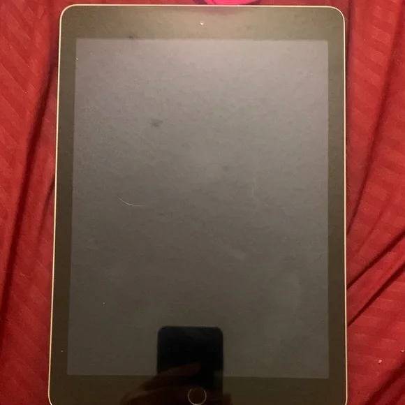 iPad 5th Gen 32GB perfect condition