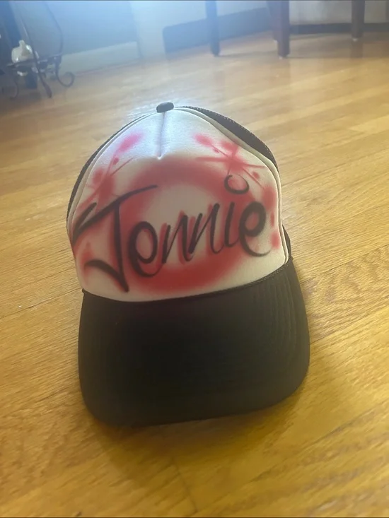 Custom Jennie Red & Black Trucker Hat - Personalized Airbrush Style