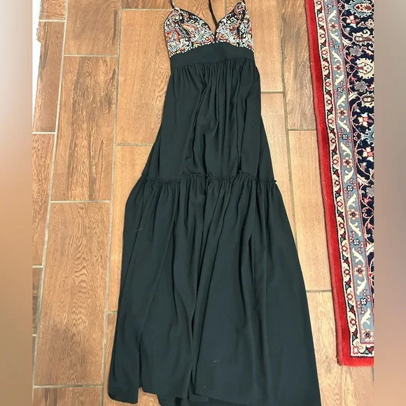 Abercrombie & Fitch size S black embroidered maxi dress