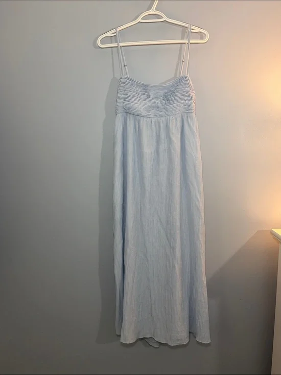 Abercrombie & Fitch Baby Blue Smocked Bodice crinkled Maxi Dress SZ L