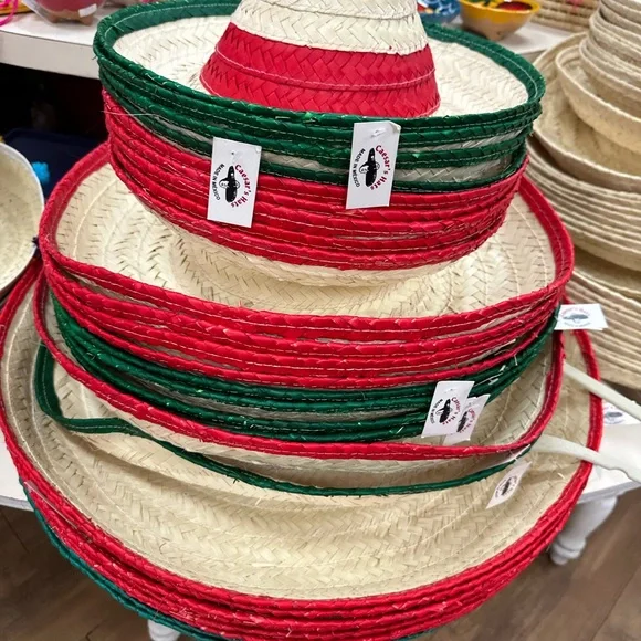 Fiesta Sombrero Party Hats - Red and Green