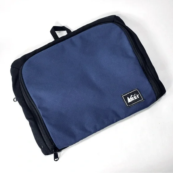 REI Multipurpose Toiletry Utility Pouch Hanging Travel Cube Pouch