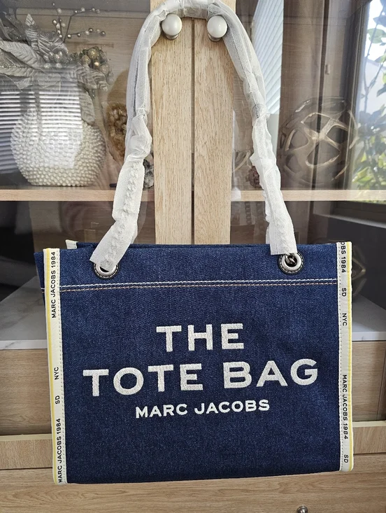 Marc Jacobs The Denim Chain Medium Tote Bag.