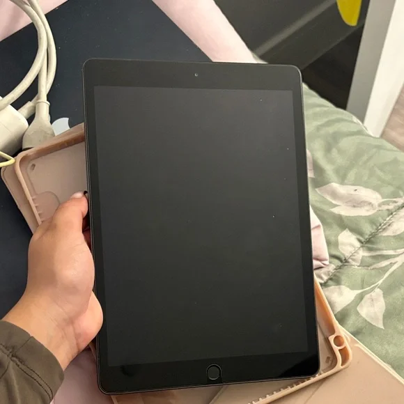 Apple Black Tablet