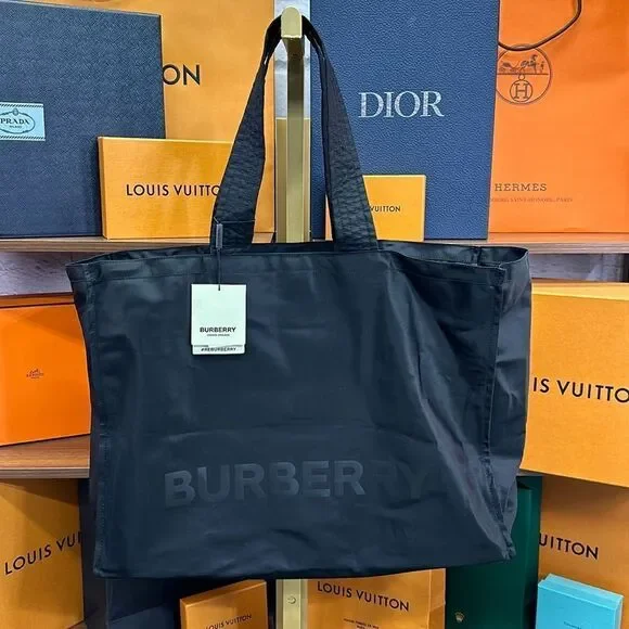 NWT Burberry Tote