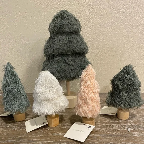 NEW! Target Christmas 2023 - Mini Tree Bundle!