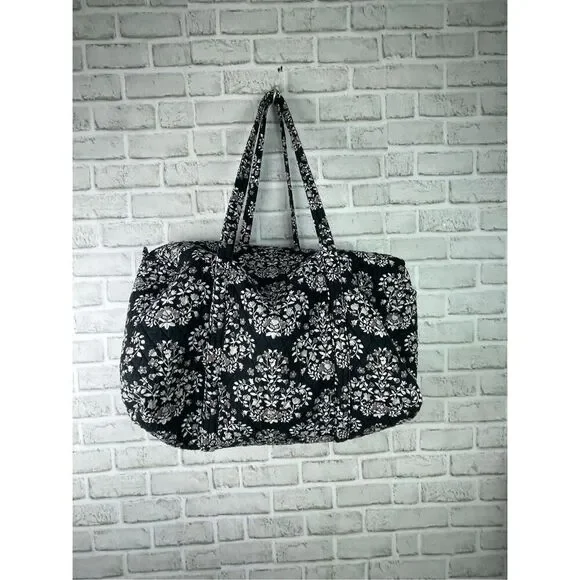 Vera Bradley Large Traveler Duffel Chandelier Noir Black Floral Retired
